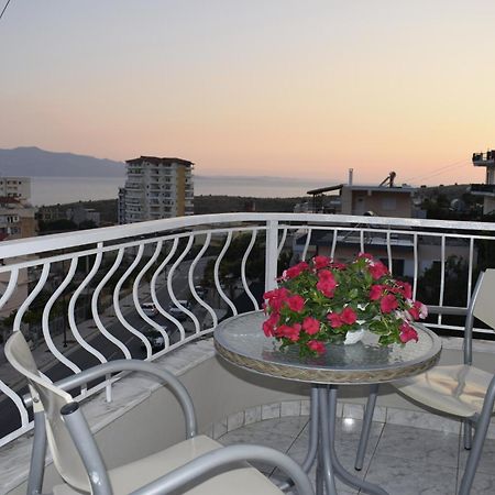 Isabela Apartments ซารานเดอ ภายนอก รูปภาพ