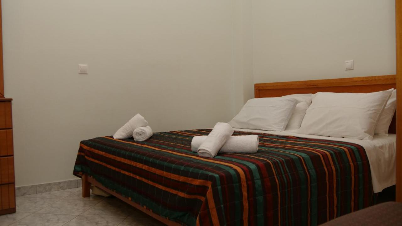Isabela Apartments ซารานเดอ ภายนอก รูปภาพ