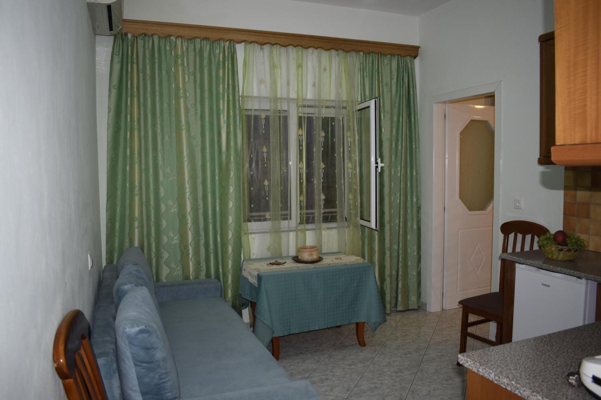 Isabela Apartments ซารานเดอ ภายนอก รูปภาพ