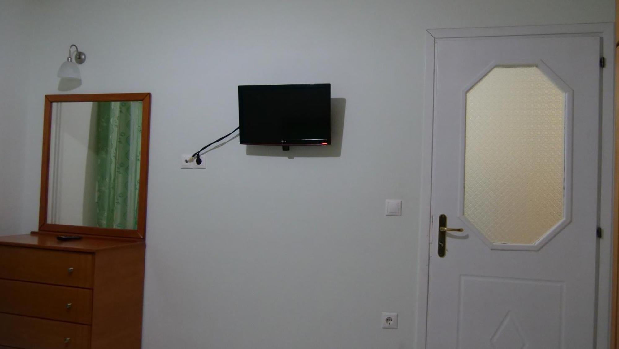 Isabela Apartments ซารานเดอ ภายนอก รูปภาพ