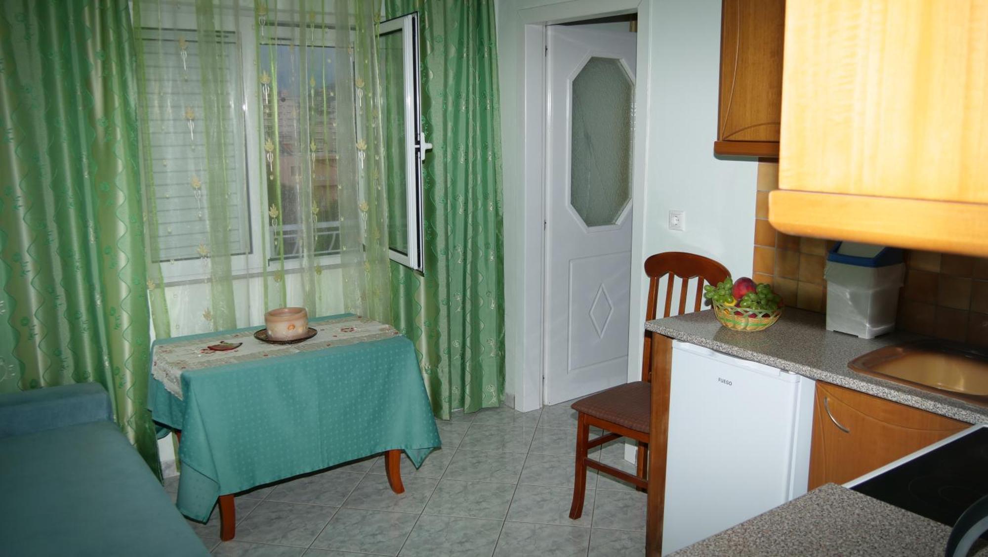 Isabela Apartments ซารานเดอ ภายนอก รูปภาพ